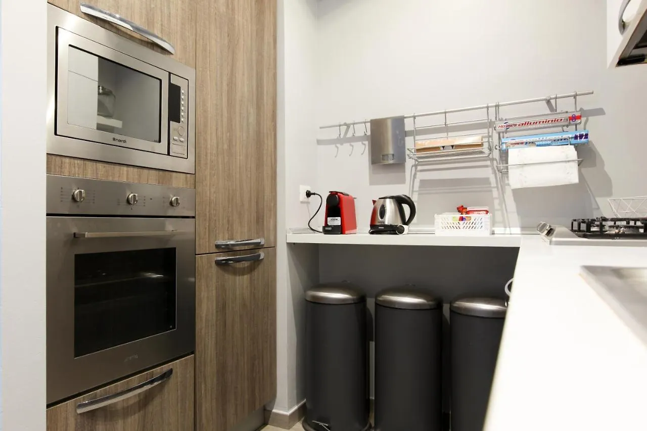 Modern Apartment Close To Shopping District Milan